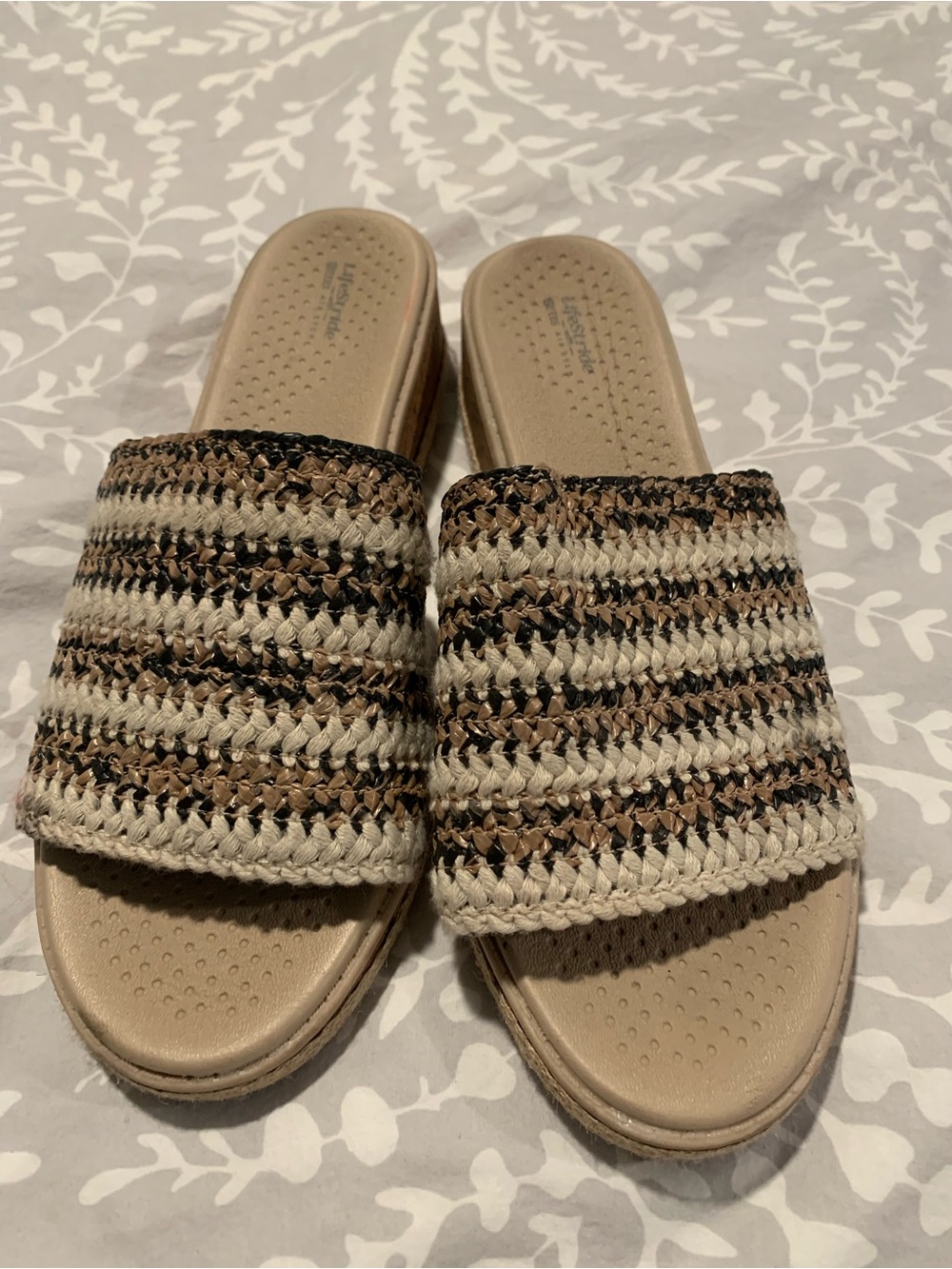 Life Stride Bzees Woven Slide Sandals in Beige, Tan & Brown